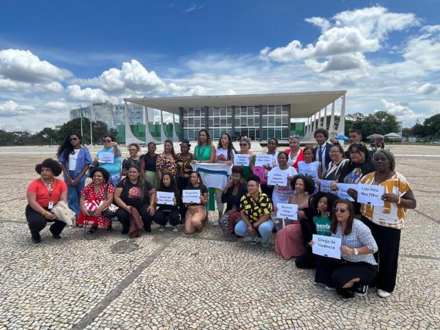 Ministra Anielle Franco, movimentos sociais e amicus curiae se unem em defesa da ADPF das Favelas em frente ao STF