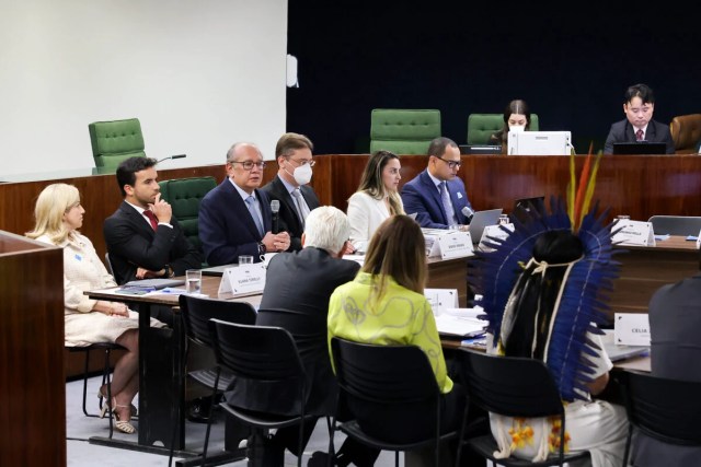 Mesa de conciliação no STF