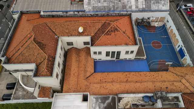 Vista aérea da Escola Estadual Professor José Escobar, Sacomã, zona sul de São Paulo