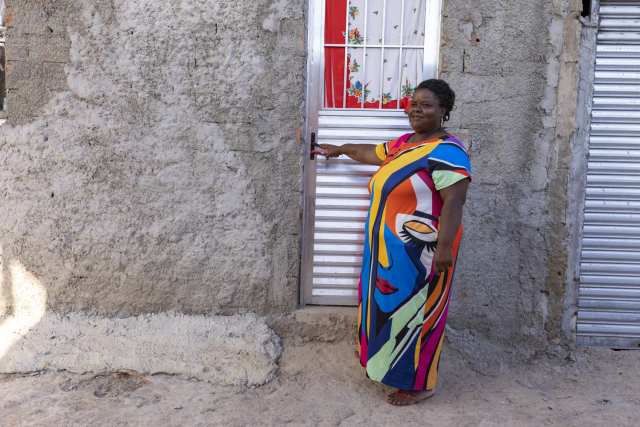 Zenilda Severina, conhecida como Cuca, vive na ocupação Nova Esperança desde a pandemia de covid-19. Atualmente, é uma das lideranças da comunidade