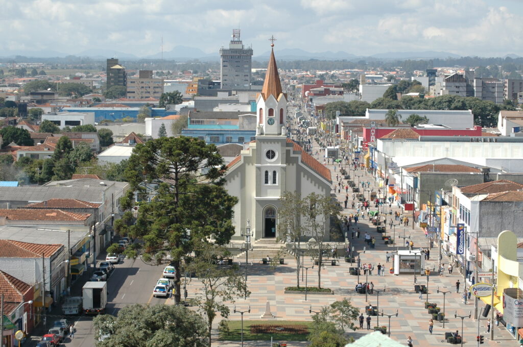 Cidade do lado de Curitiba deixa o Brasil de boca aberta com a qualidade de vida!
