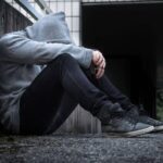 Estudo revela que seu jeito de andar pode refletir seu estado mental