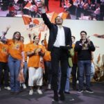 Montenegro pede voto de confiança para oito anos e apela a eleitores do PS e Chega